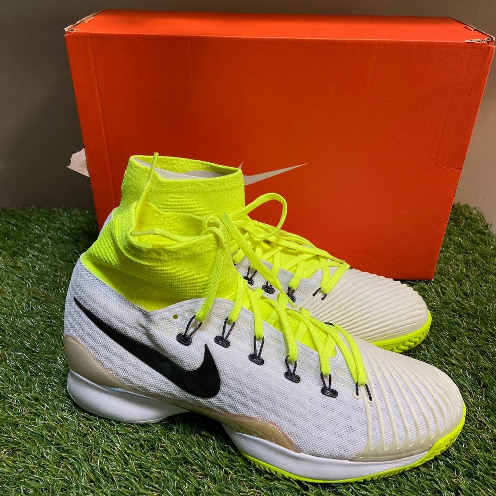 Nike Air Zoom Ultrafly HC QS Tennis Shoes White Black Volt Men 10 819692-107 NEW